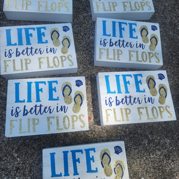 Decorative Glitter Signs - Picture 2 of 3